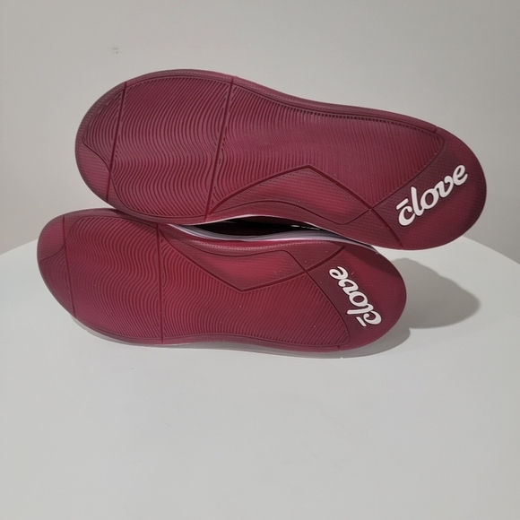 Clove Limited Edition Maroon Shoe - Picture 5 of 5